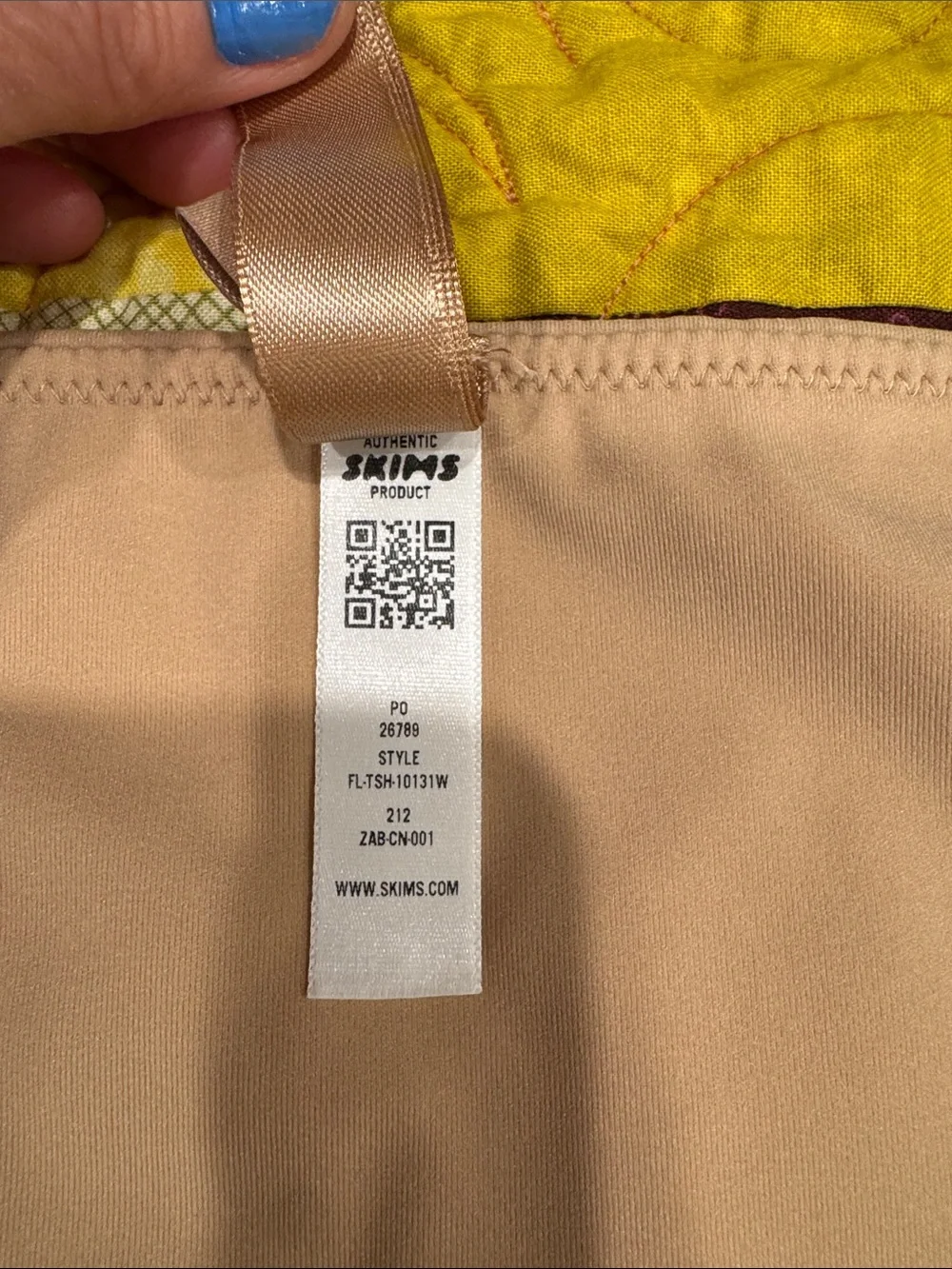 SKIMS Dusty Pink Seamless T-Shirt Bra - Picture 5 of 9